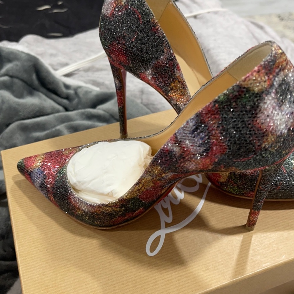 pigalle follies 100 glitter plume red bottoms